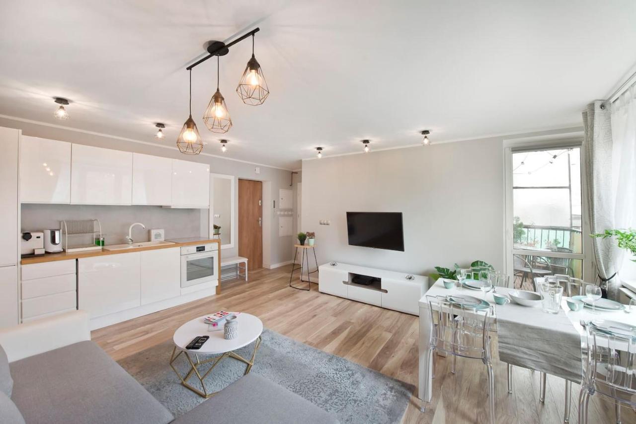 Stay Hip In Vibrant Centrally Located Apartment In Old Town Danzig Exterior foto